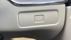 Volvo XC60 2.0 B5P Plus Dark 5dr AWD Geartronic Petrol Estate